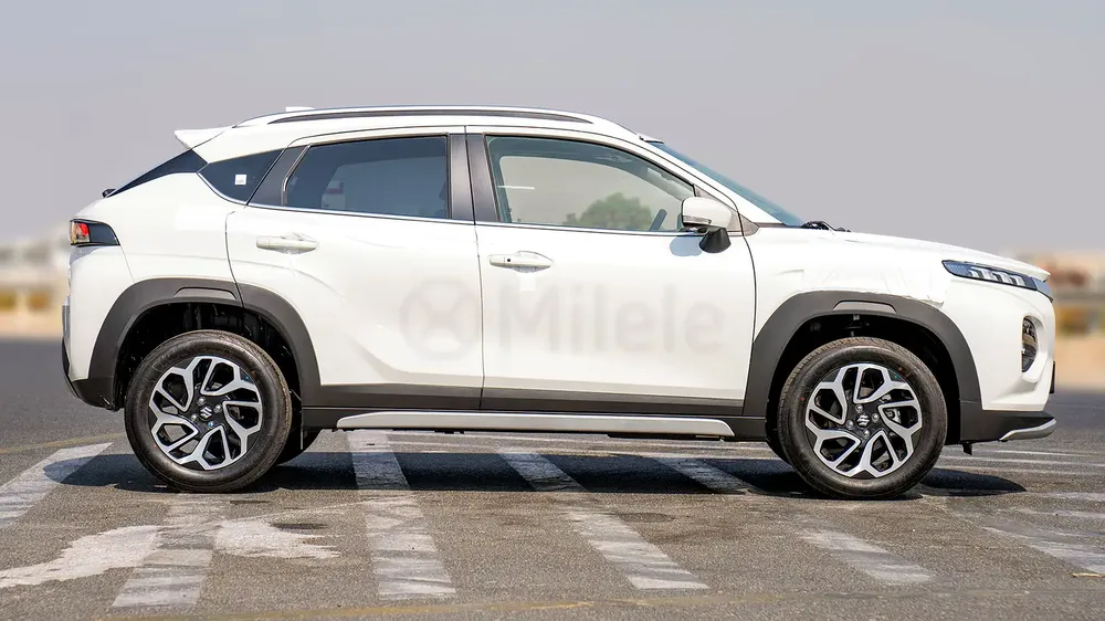 SUZUKI FRONX GLX | RAMADAN OFFER | BIG DISCOUNT - Image 4