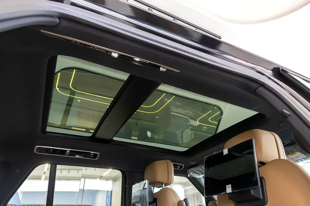 Range Rover Vogue | HSE P530 | Black Edition | GCC Specs | 2026  | ( EXPORT) - Image 12