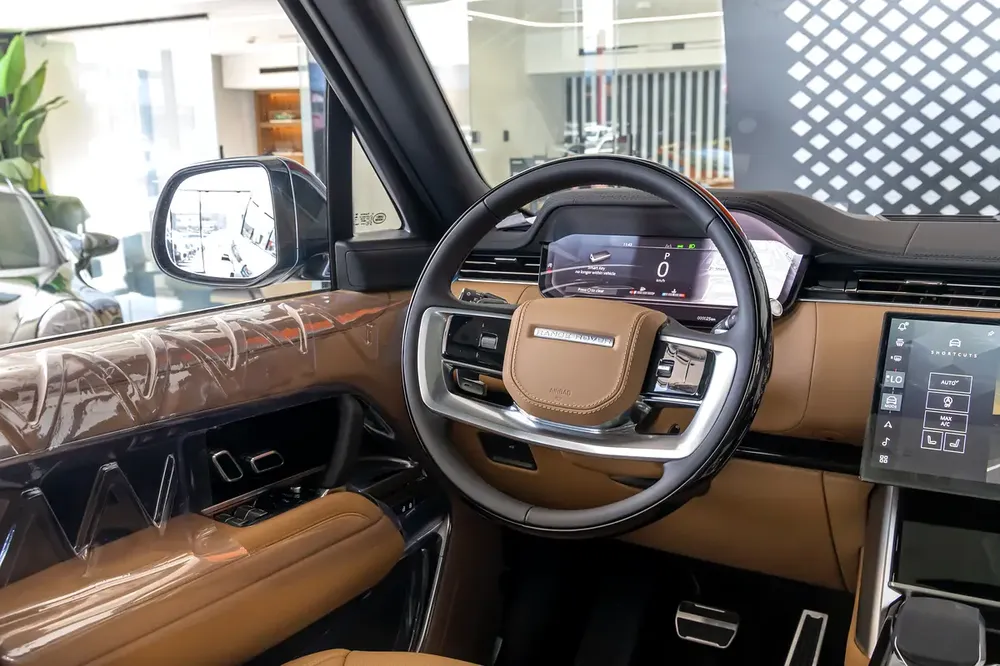 Range Rover Vogue | HSE P530 | Black Edition | GCC Specs | 2026  | ( EXPORT) - Image 16