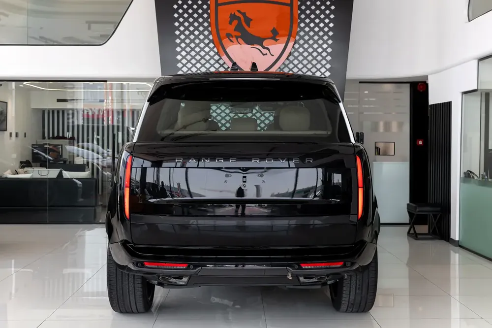 Range Rover Vogue | HSE P530 | Black Edition | GCC Specs | 2026  | ( EXPORT) - Image 5