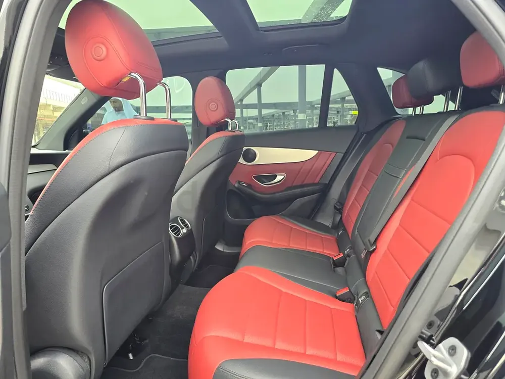 Mercedes Glc300 AMG 2022 - Image 11