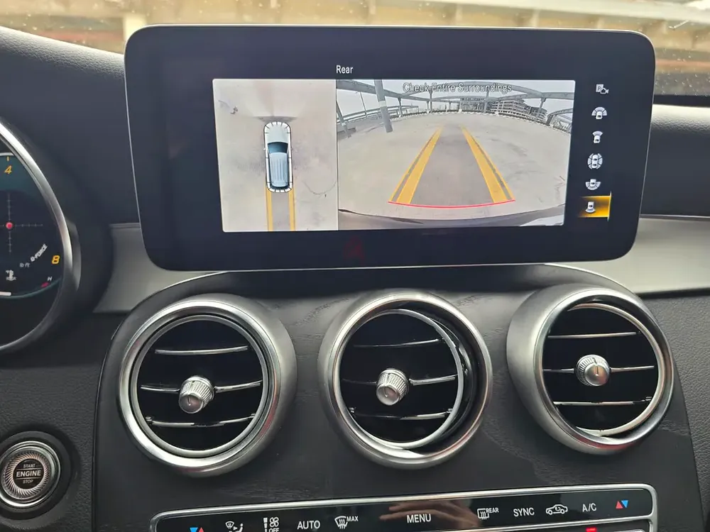 Mercedes Glc300 AMG 2022 - Image 13