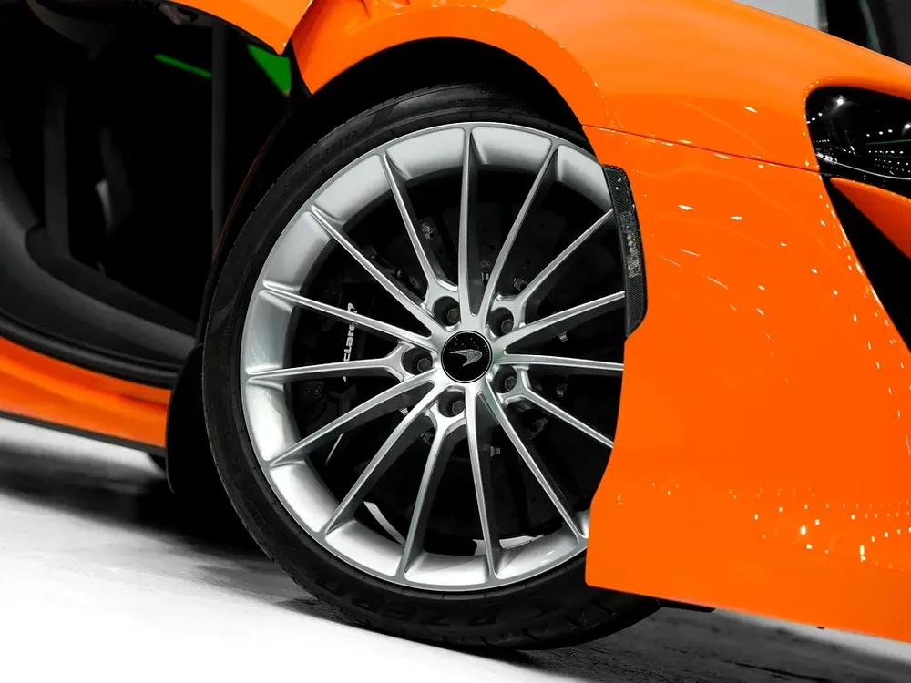 2025 ARTURA PERFORMANCE UNDER 2 YEARS FREE CONTRACT SERVICE AND WARRANTY - ONLY 450 KM - Image 7