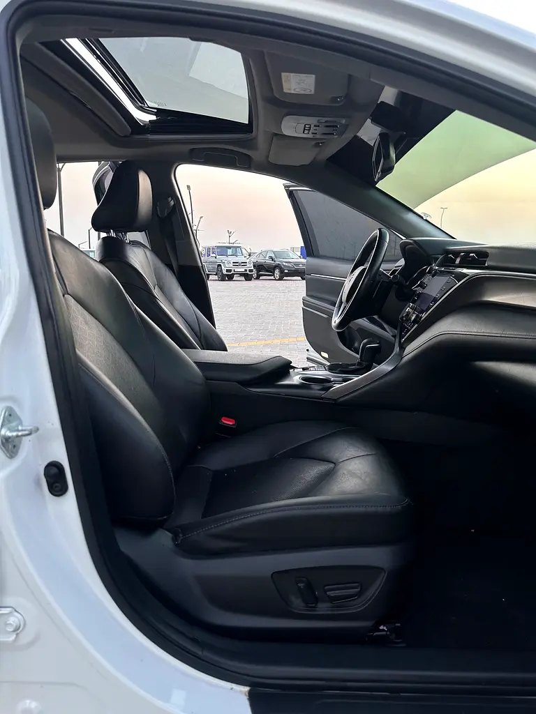 Toyota Camry Grande 2020 GCC V6 Full Option First Owner Super Clean Car - Image 19