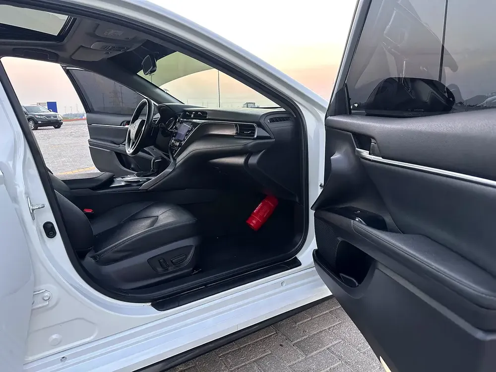 Toyota Camry Grande 2020 GCC V6 Full Option First Owner Super Clean Car - Image 6