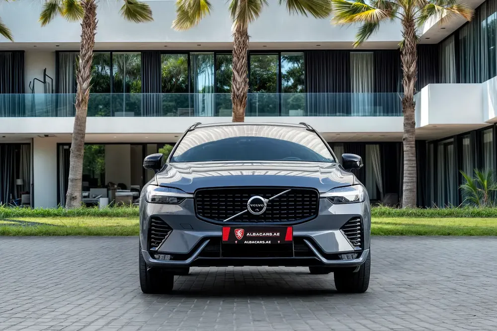 2,057 P.M |  XC60 B5 R-Design | 0% Downpayment | 2027 VOLVO WARRANTY! - Image 4
