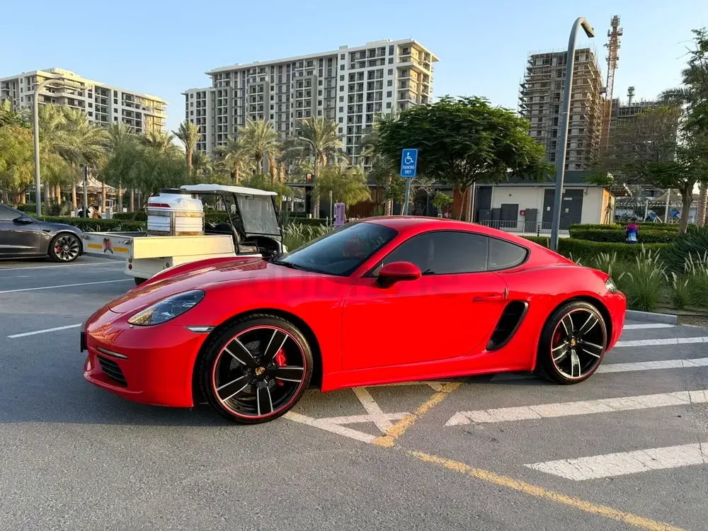 2017 Porsche 718 Cayman S - GCC Specs - Excellent Condition! - Image 13