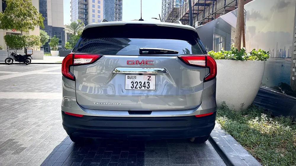 GMC Terrain 2023 GCC - Image 4