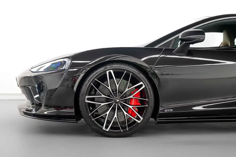 2025 MCLAREN GTS 60TH ANNIVERSARY EDITION / GCC / PANORAMIC / DEALER WARRANTY - Image 7