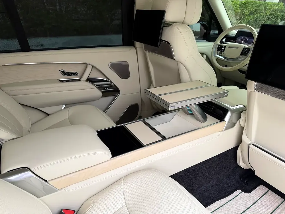 Range Rover P615 SV Autobiography LWB VIP Seats Under Warranty Till 2028 - Image 9