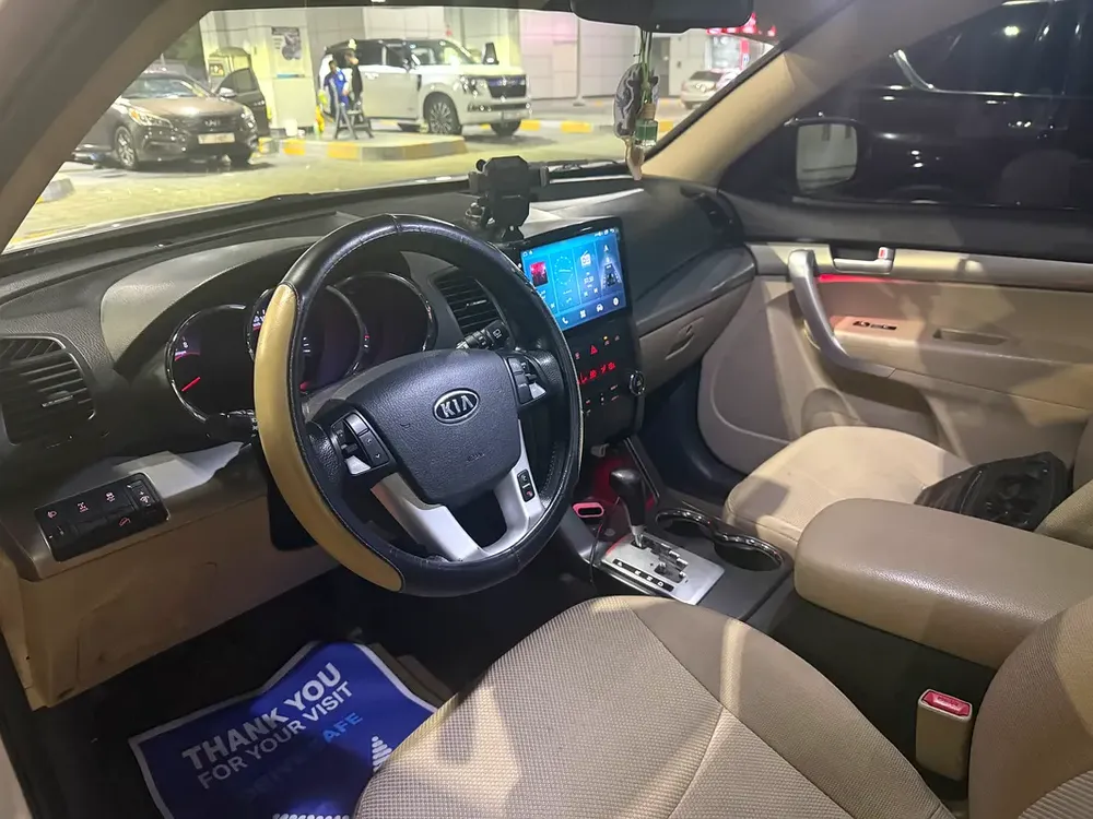 Kia Sorento 2012 LX AWD V6 - Image 7