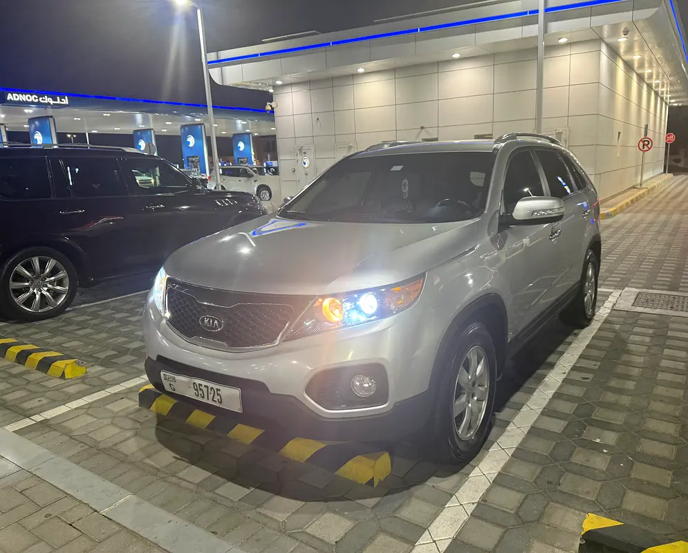 Kia Sorento 2012 LX AWD V6 - Image 9