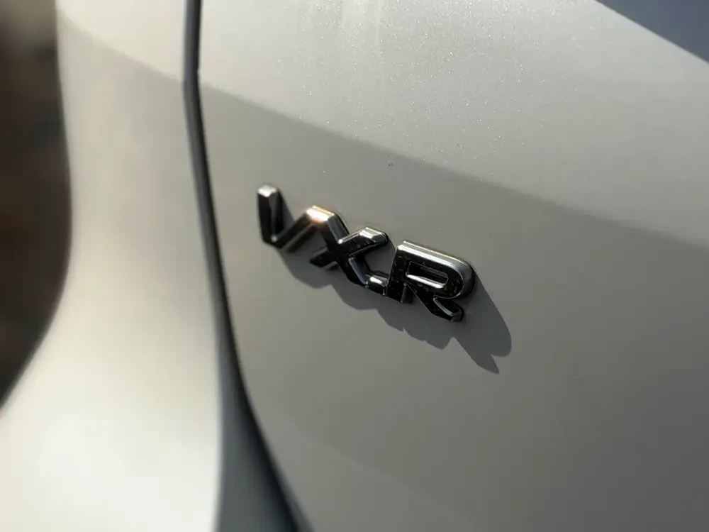 2019 ll Toyota fortuner ll VXR - V6 ll Gcc ll Full Option ll Single Owner - Image 5