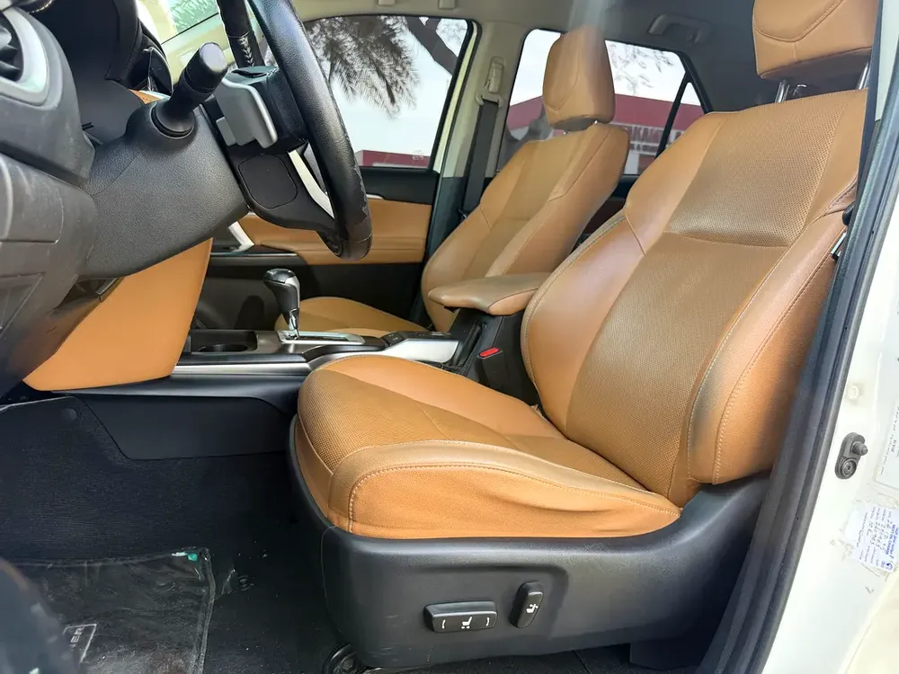 2019 ll Toyota fortuner ll VXR - V6 ll Gcc ll Full Option ll Single Owner - Image 7