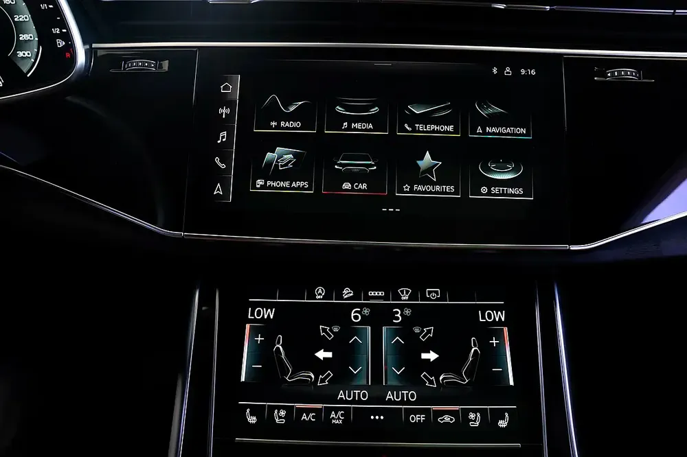 Audi Q8 55 TFSI Quattro - 2023 - Image 10