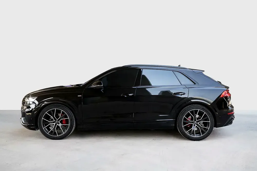 Audi Q8 55 TFSI Quattro - 2023 - Image 18