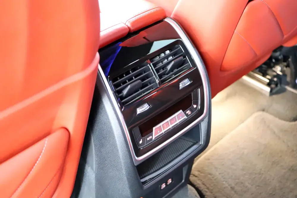 2023 BMW XM - GCC Specs - Excellent Condition -Like New - Image 16