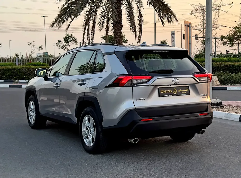 2019 Toyota Rav 4 4WD 2.5l, GCC Specifications - Image 5