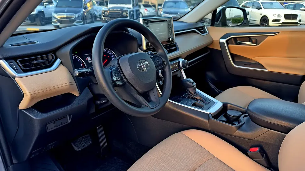 2019 Toyota Rav 4 4WD 2.5l, GCC Specifications - Image 8
