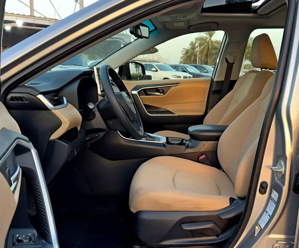 2019 Toyota Rav 4 4WD 2.5l, GCC Specifications - Image 9