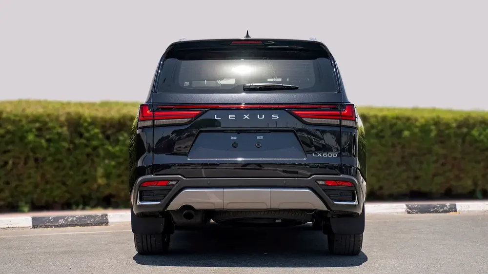 Lexus LX 600 Premium 2026 GCC Specs - Like New! - Image 10