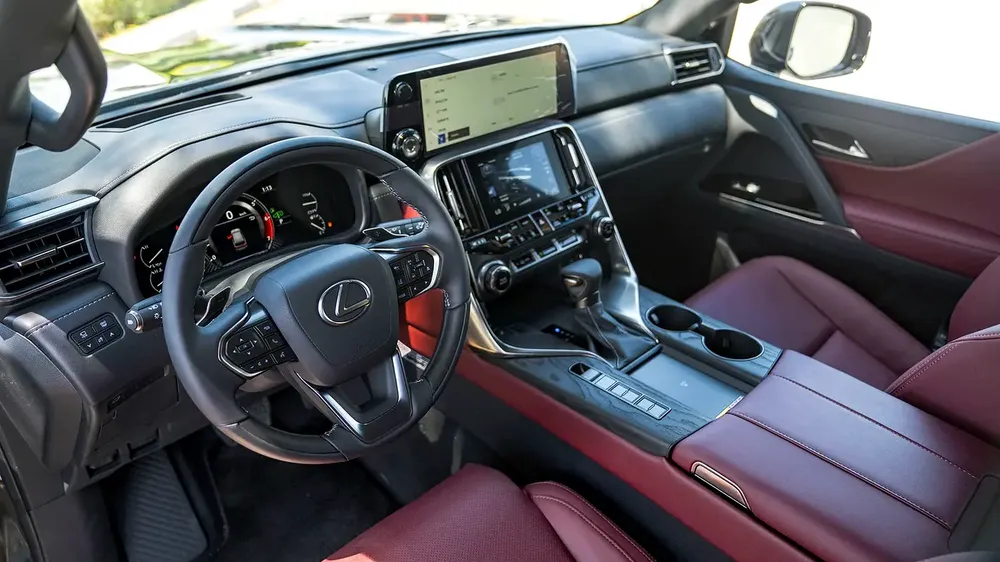 Lexus LX 600 Premium 2026 GCC Specs - Like New! - Image 13