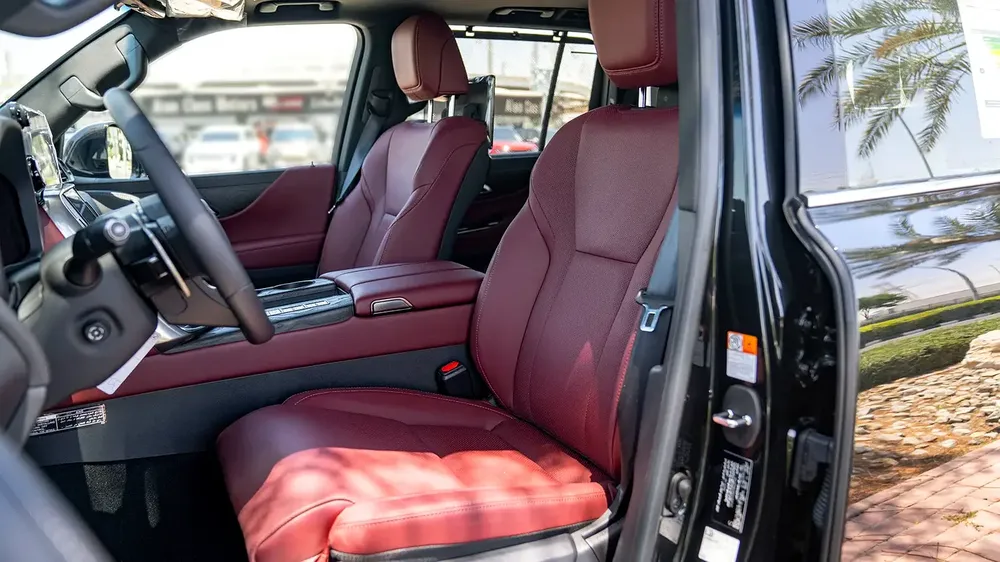 Lexus LX 600 Premium 2026 GCC Specs - Like New! - Image 14