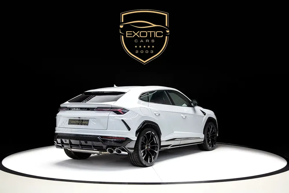 URUS | MASSAGE SEATS | PANORAMIC ROOF | WARRANTY AVAILABLE - Image 11