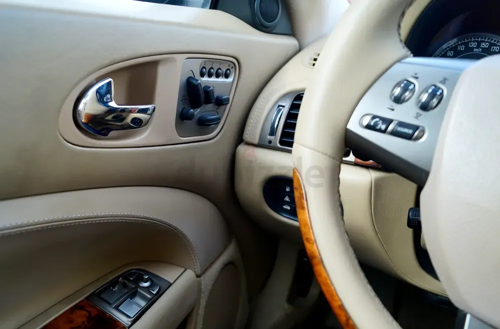 Jaguar XKR Supercharged Cabriolet 2009 – Enthusiast Car / Exceptional Driving Feel - Image 10