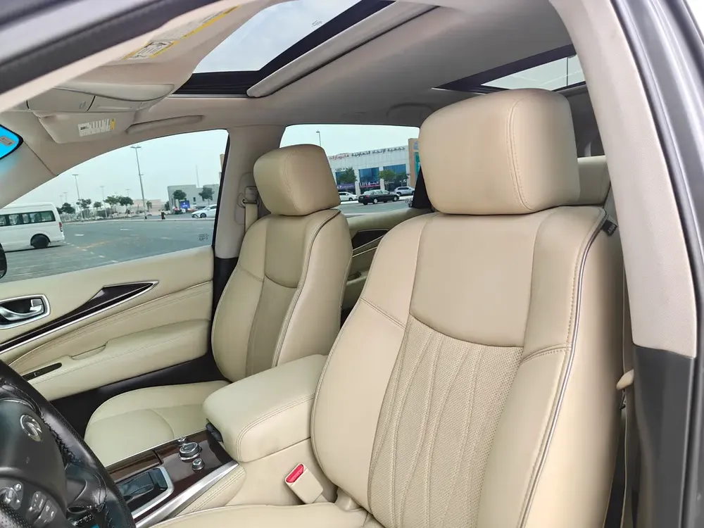INFINITI QX60 2016 GCC, NEW GENERATION, FULL OPTION WITH BOSE SYSTEM & BLIND SPOT, PRISTINE COND - Image 6