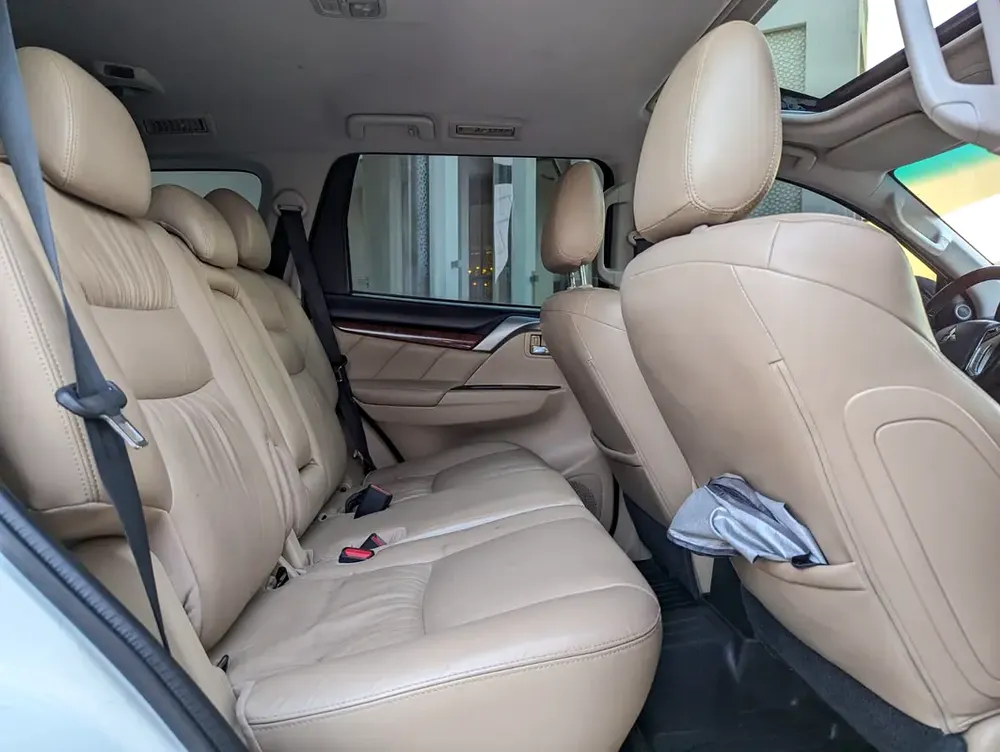 MITSUBISHI MONTERO SPORT 2016 GLS TOP FULL OPTION GCC ACCIDENT FREE IN EXCELLENT CONDITION - Image 7