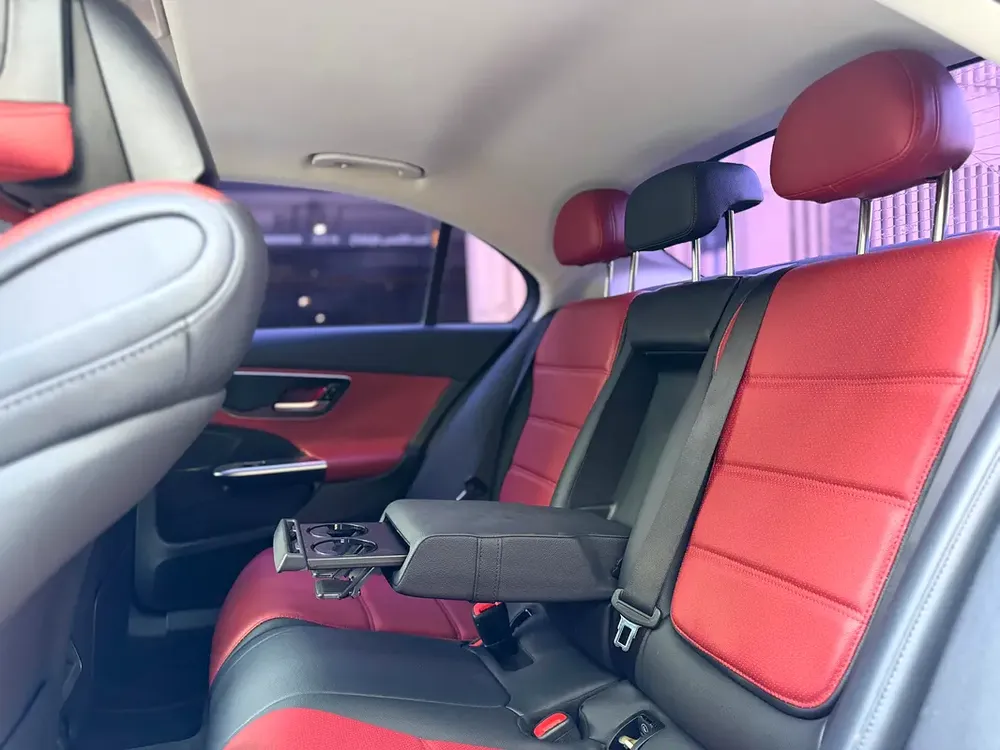 MERCEDES C300 2022 IN GREAT CONDITION LOW MILEAGE 2000 km - Image 9