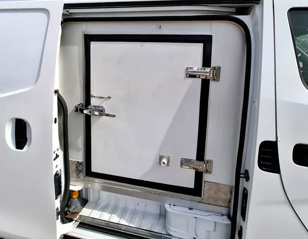 NISSAN URVAN NV350 FRIDGE VAN MANUAL 2021 WITH THERMAL MASTER T-1500 - Image 13