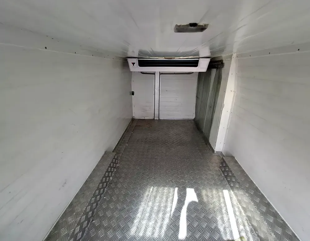 NISSAN URVAN NV350 FRIDGE VAN MANUAL 2021 WITH THERMAL MASTER T-1500 - Image 19
