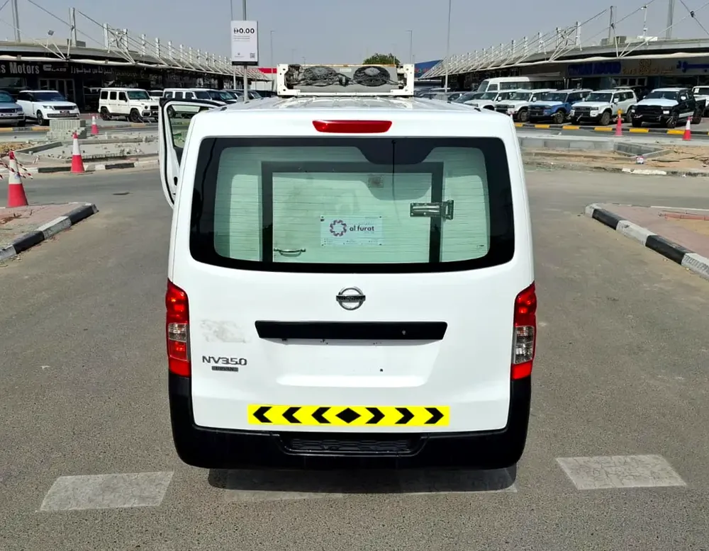 NISSAN URVAN NV350 FRIDGE VAN MANUAL 2021 WITH THERMAL MASTER T-1500 - Image 4