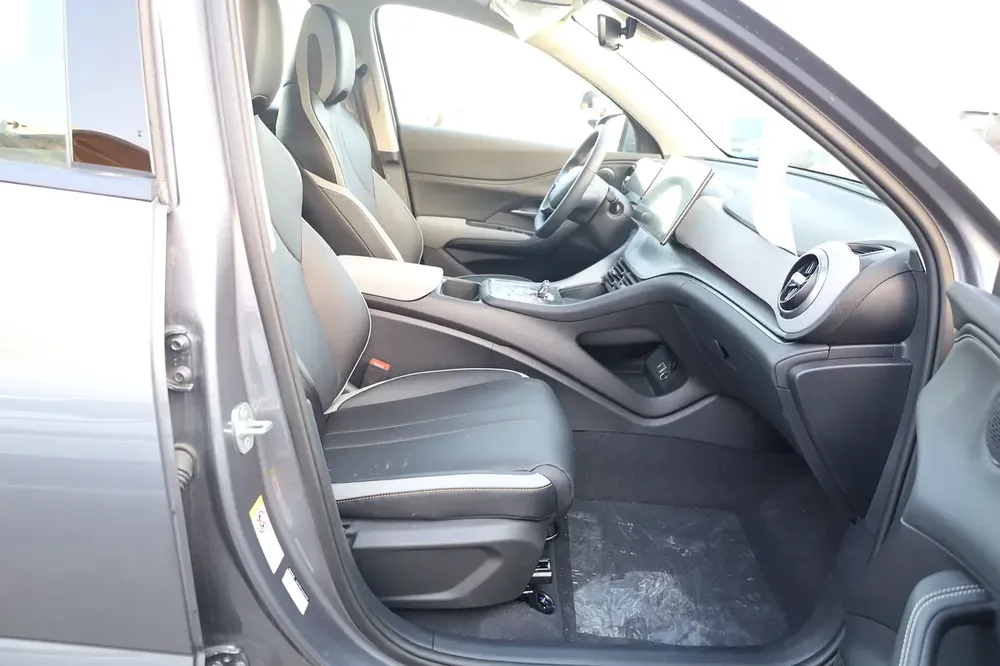 Brand New 2025 BYD SEALION Premium Edition PHEV 1.5L Only for EXPORT - Image 11