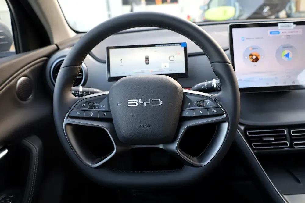 Brand New 2025 BYD SEALION Premium Edition PHEV 1.5L Only for EXPORT - Image 13