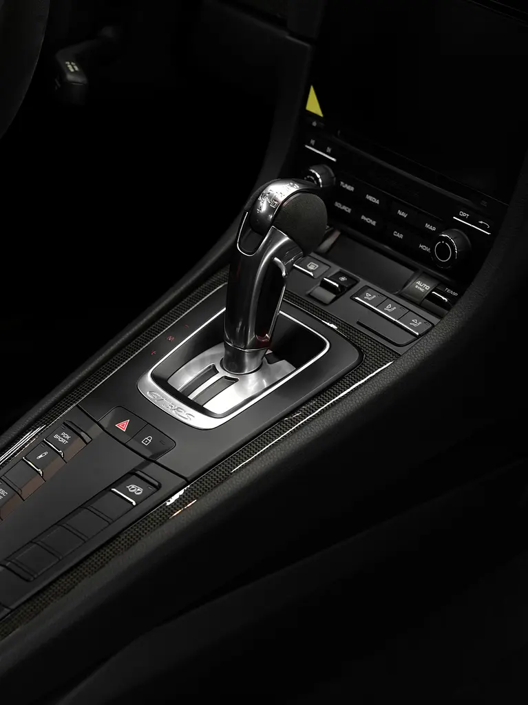 2019 Porsche 911 GT3 RS - Image 17