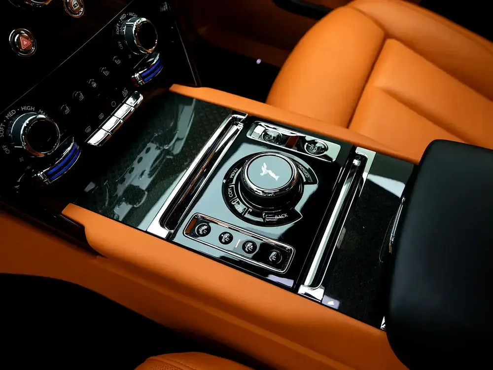 2022 | Rolls Royce | Cullinan | Black Badge | GCC Spec - Image 13