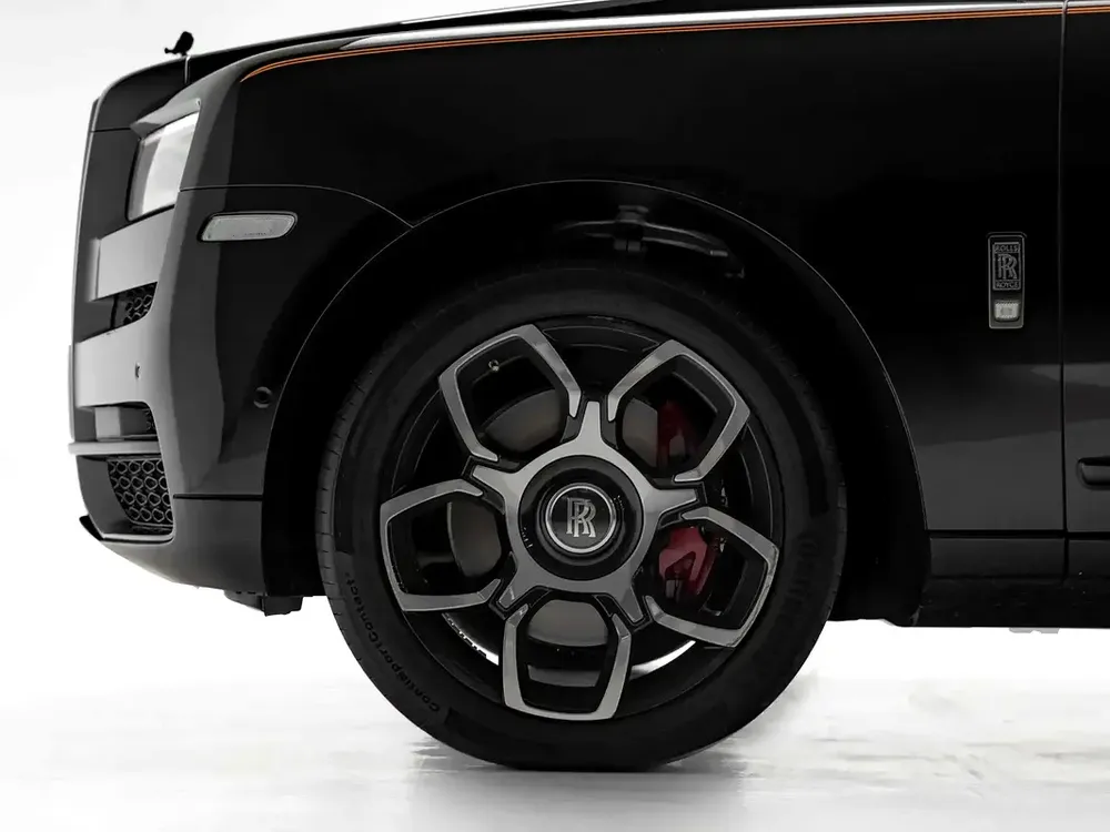2022 | Rolls Royce | Cullinan | Black Badge | GCC Spec - Image 20