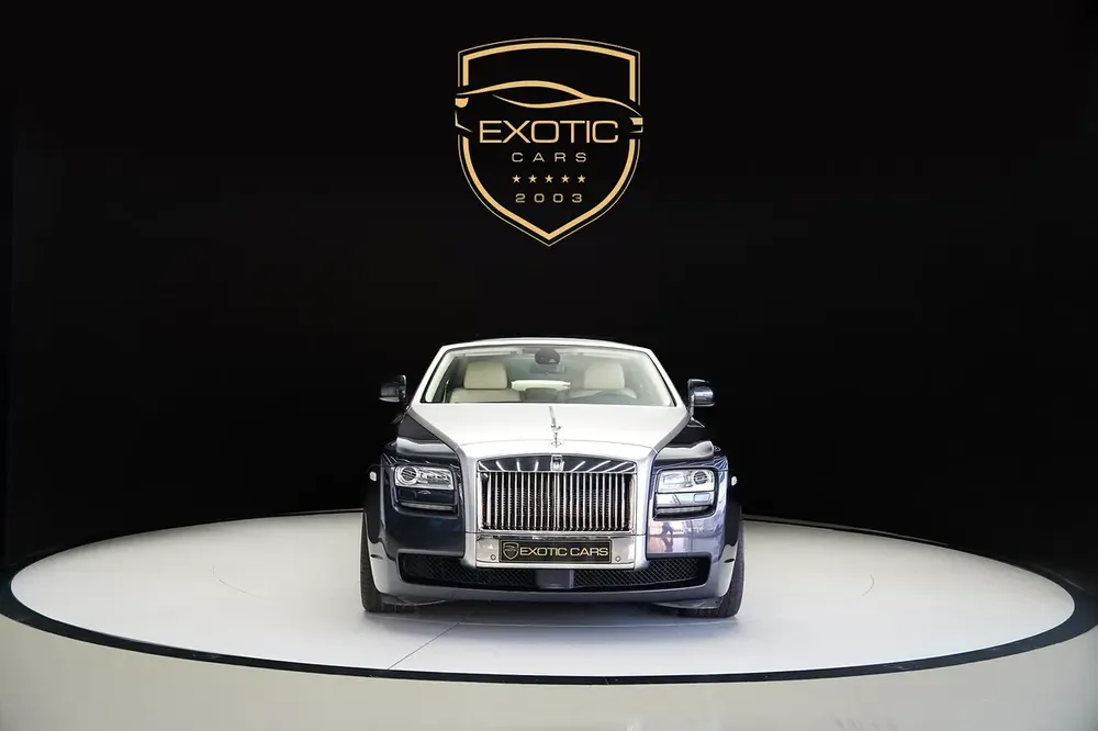 4 BUTTONS | PANORAMIC ROOF | WOOD TRIM INTERIOR | GHOST | WARRANTY AVAILABLE - Image 5