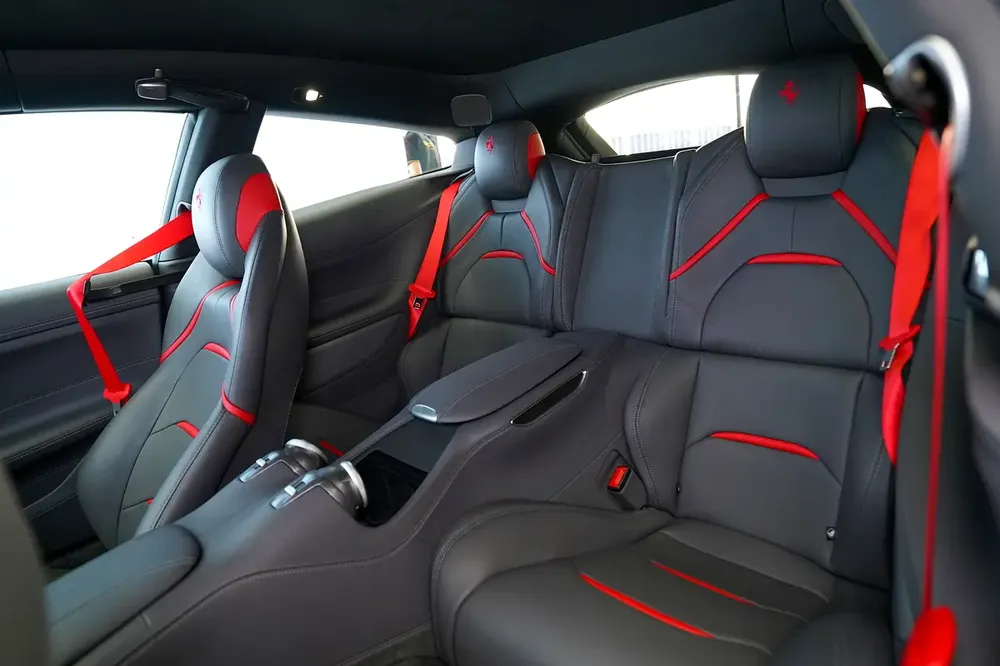 GTC4 LUSSO V12 | JBL AUDIO | CARBON TRIM INTERIOR AND EXTERIOR | WARRANTY AVAILABLE - Image 10