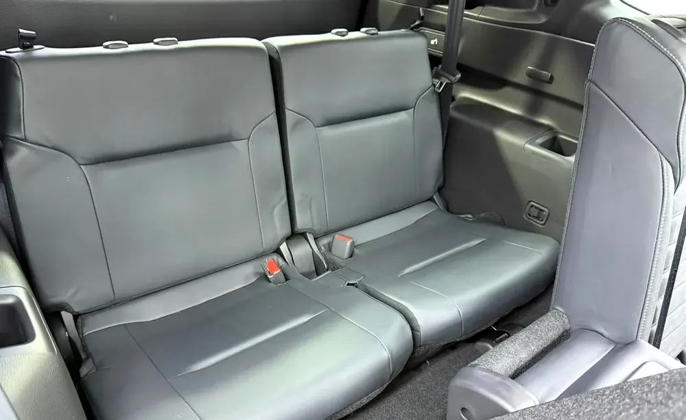 2023 Mitsubishi Outlander, 2026 Mitsubishi Warranty, Full Mitsubishi Service History, Low Km, GCC - Image 18