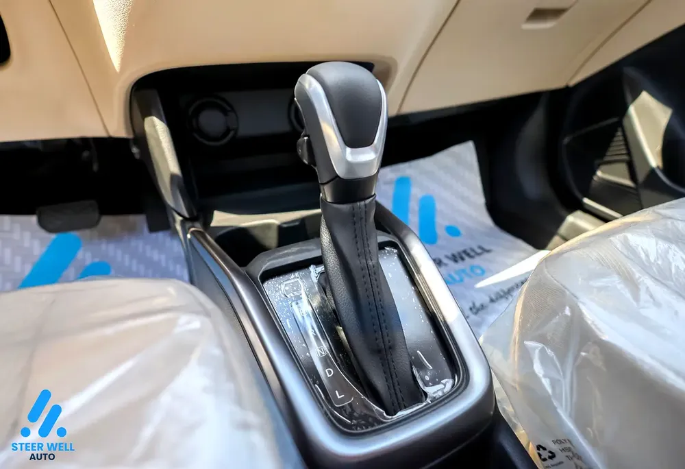 Suzuki Dzire 2025 GLX 1.2-litre 4-cylinder Hybrid engine - 5 Speed AT - 9 inch Touchscreen - EXPORT - Image 14