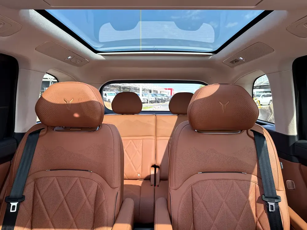 VOYAH Taishan MAX+ Four—wheel steering - Image 12