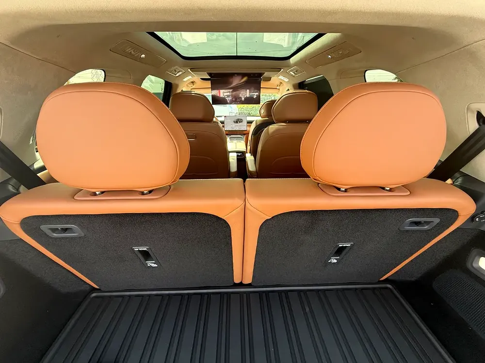 VOYAH Taishan MAX+ Four—wheel steering - Image 6