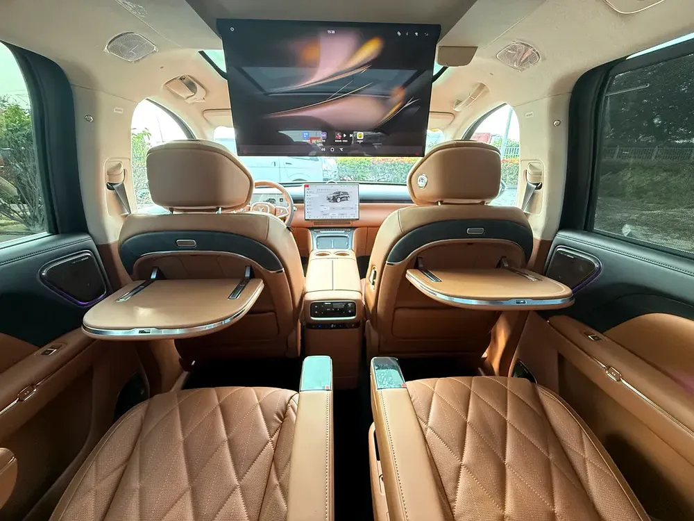 VOYAH Taishan MAX+ Four—wheel steering - Image 8