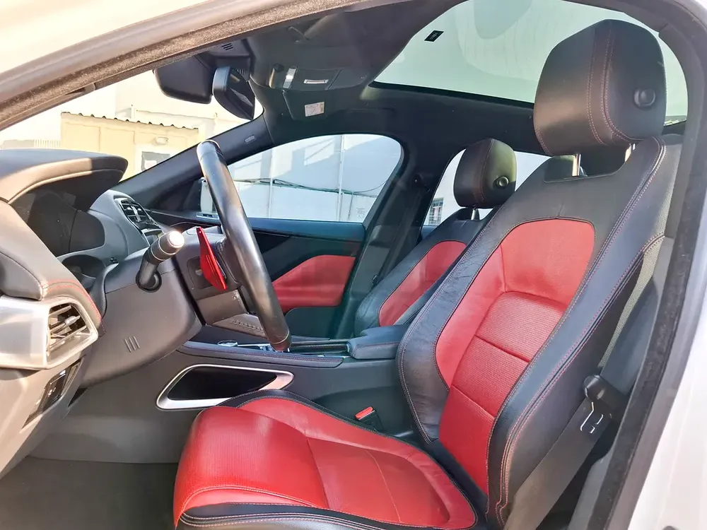AED 1149/month | 2017 Jaguar F-Pace R-Sport | GCC Specs | Ref#400180 - Image 11