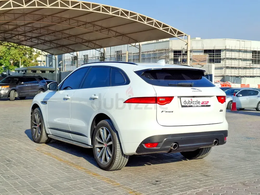AED 1149/month | 2017 Jaguar F-Pace R-Sport | GCC Specs | Ref#400180 - Image 8