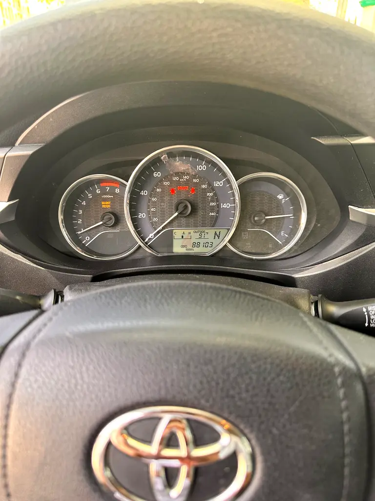 Toyota Corolla 2015 LE | Very Clean | 88K Miles - Image 9
